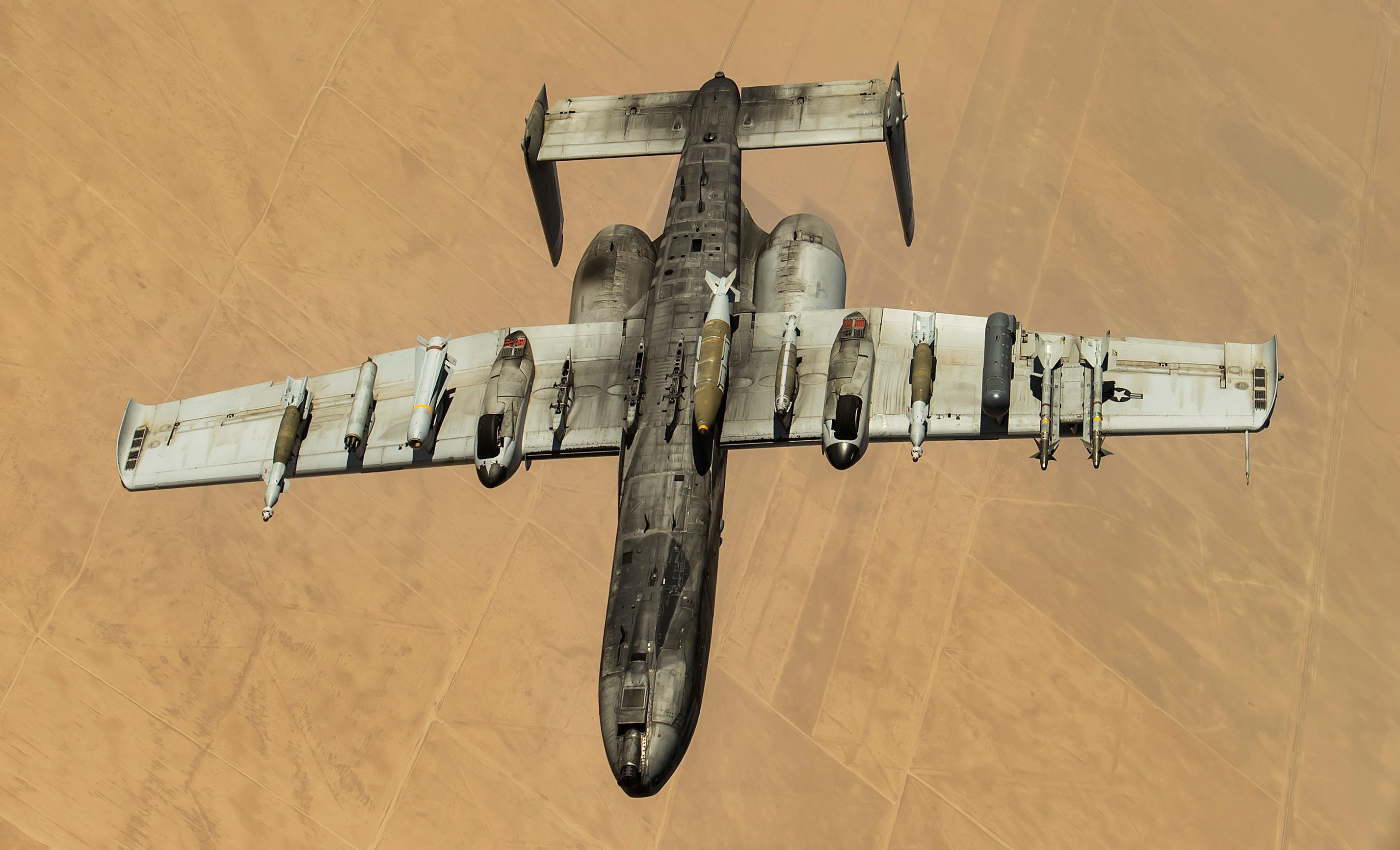 揭秘A-10攻击机首次实战,空中巨无霸的震撼表现,揭秘A-10攻击机首次实战,空中巨无霸展现震撼战力