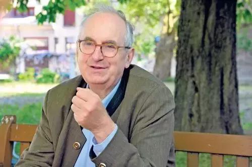 十四集团军司令，英勇无畏的军事领袖，十四集团军司令，英勇无畏的军事领袖