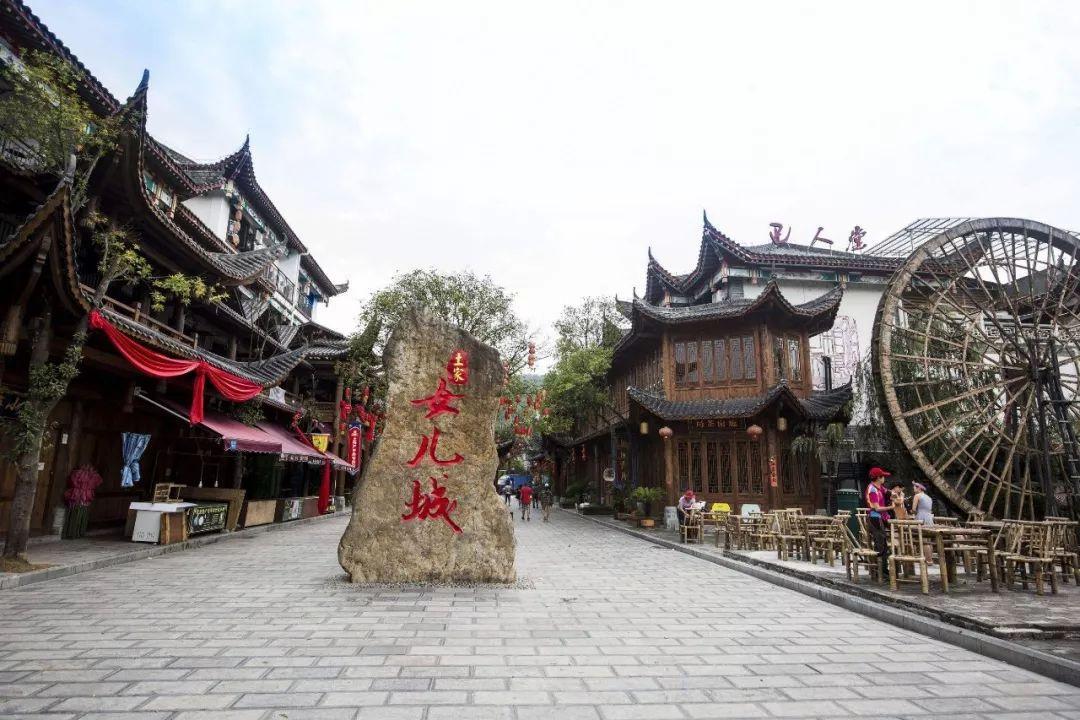 新澳门彩出号综合走势分析,澳门彩票出号走势综合解析