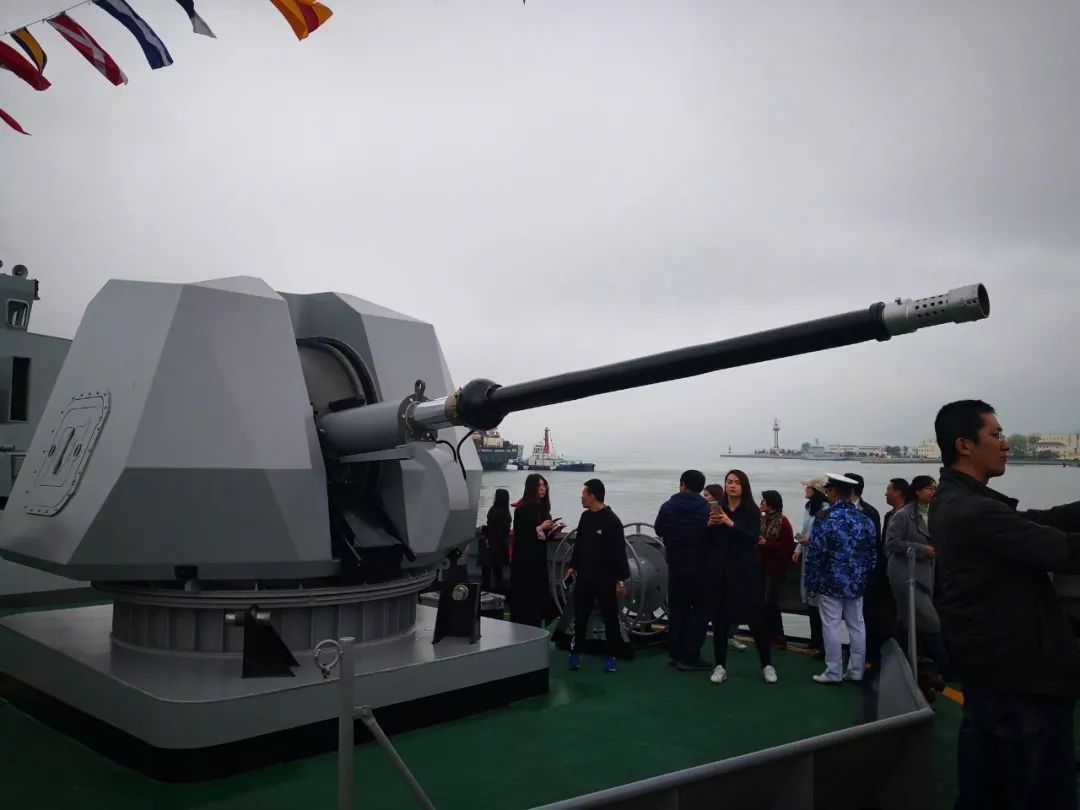 温州舰主炮，中国海军力量的象征，中国海军力量象征，温州舰主炮展现实力
