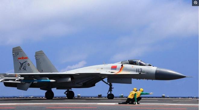 歼-15与F-22，究竟谁更厉害？，歼-15与F-22性能对比，谁更胜一筹？