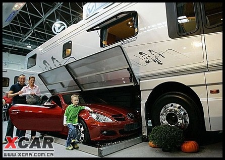 探索澳门未来，2025新澳门正版免费资本车展望，澳门未来展望，2025资本车正版免费探索之旅