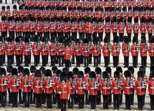 世界各国阅兵比拼,荣耀与力量的展现,全球阅兵盛宴,荣耀与力量的汇聚