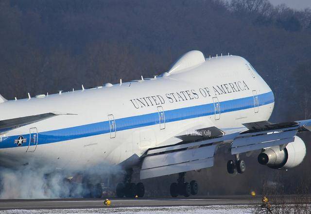 空军一号飞机，难以触及的空中堡垒，空军一号，难以触及的空中堡垒