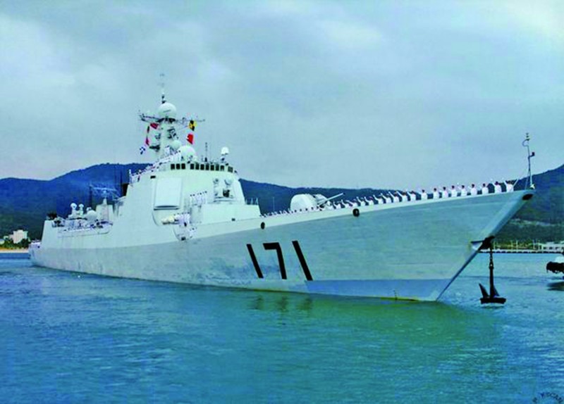 揭秘中国海军的中华神盾——052C型导弹驱逐舰，揭秘中国海军的利器，052C型中华神盾导弹驱逐舰