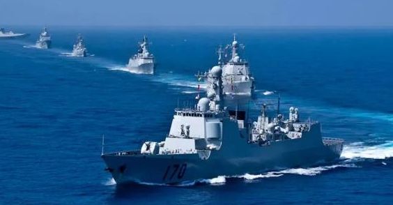海军70周年阅舰式详细介绍，海军70周年阅舰式盛大阅兵，盛况空前，彰显海军力量
