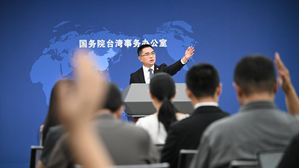 两岸谈判迎来关键时刻，深化合作，共谋发展，两岸合作深化关键期，共谋发展，携手前行