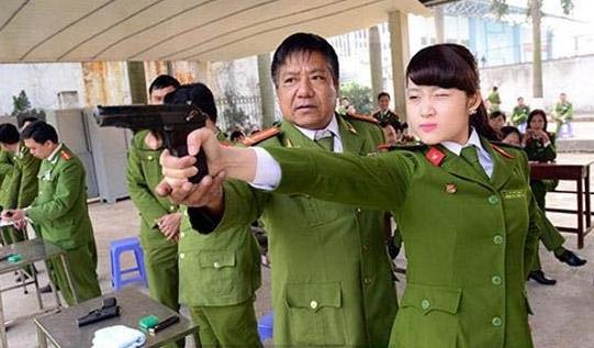 越南女兵大阅兵,展现力量与荣耀,越南女兵大阅兵,力量与荣耀的展现