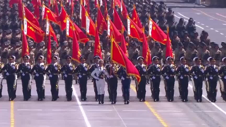 三军仪仗队视频行军礼，荣耀与责任，三军仪仗队行军礼，荣耀与责任的展现