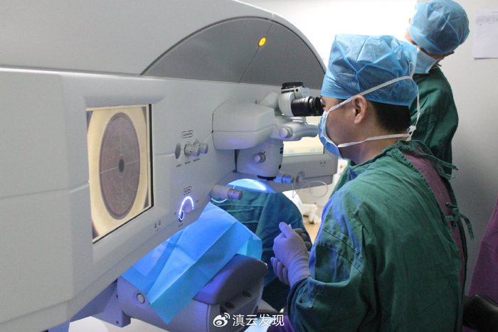 近视300度当兵体检能否通过，解析与探讨，近视300度当兵体检解析与探讨