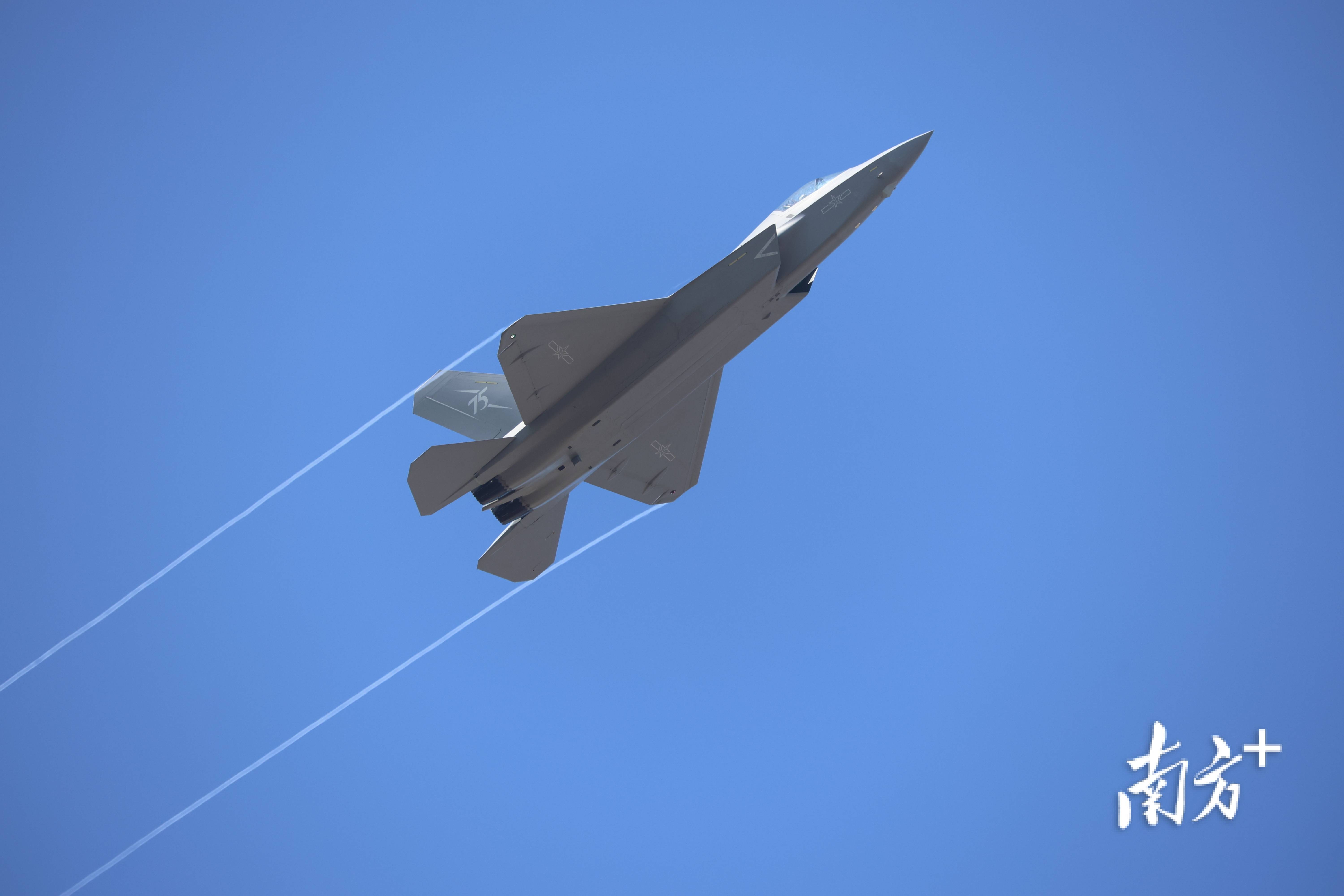 中国歼击机-2照片，揭示强大战斗力的辉煌历程，中国歼击机-2照片揭秘，辉煌战斗历程展现强大战斗力