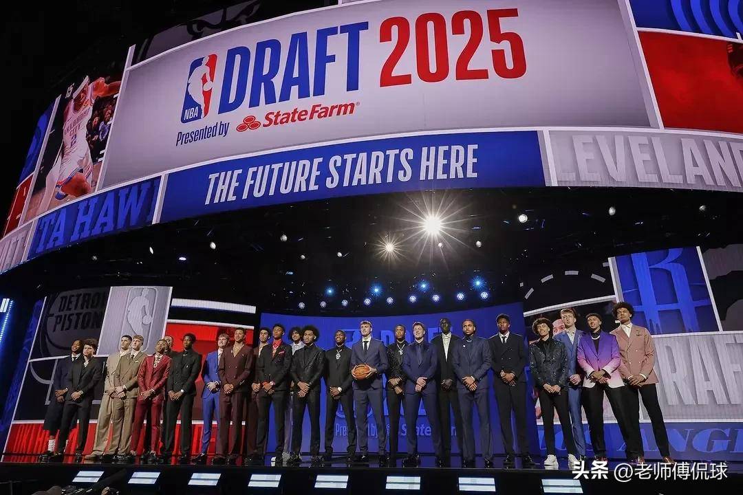 探索未来,2025新澳门天天开好彩,揭秘未来澳门彩票趋势,展望2025年天天好彩