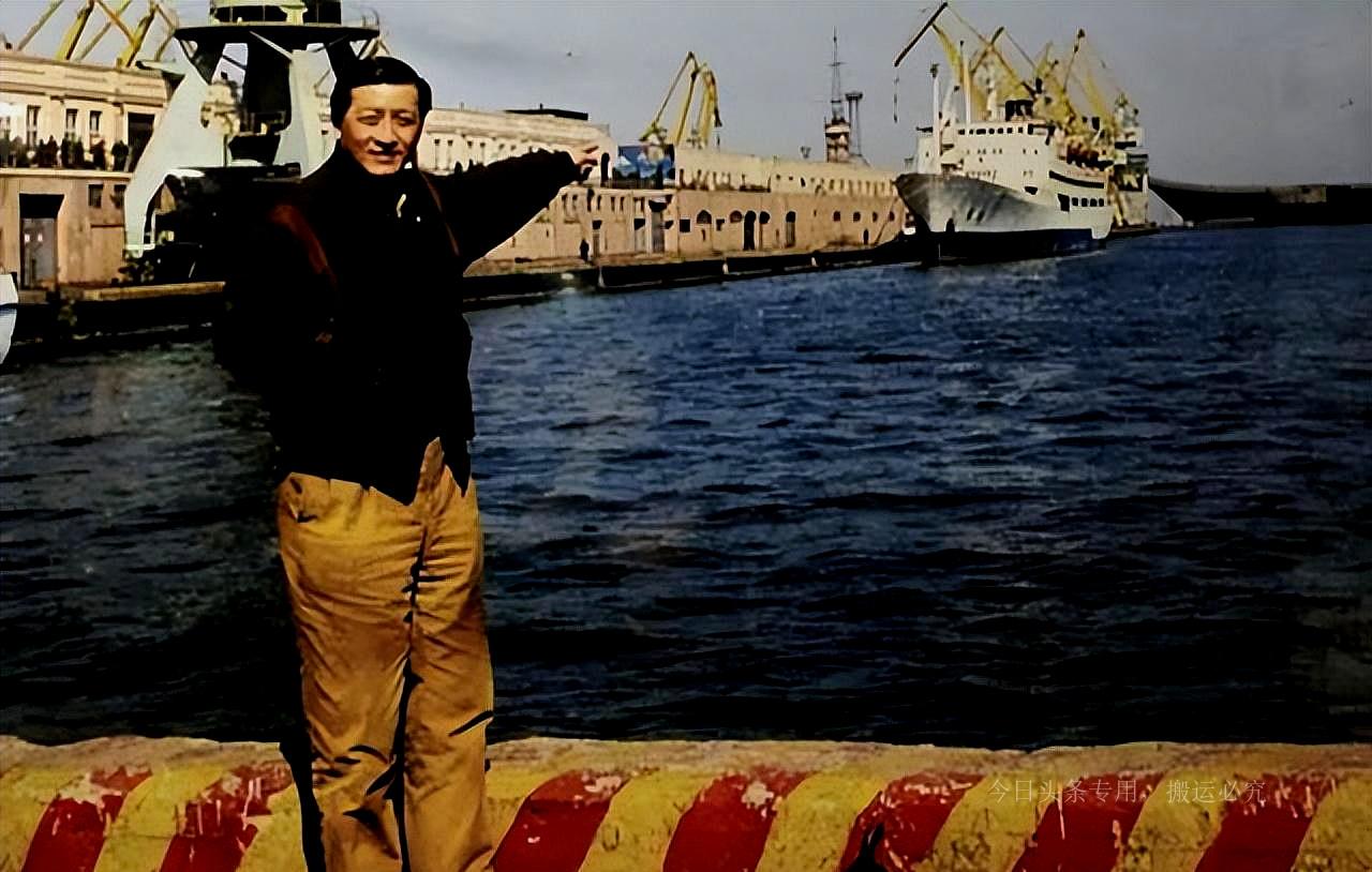 瓦良格号,一位爱国者的慷慨赠礼与国家的骄傲,瓦良格号,爱国者的赠礼与国家的荣耀