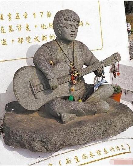 中国歼击机,歼-31与歼-20的对比与探讨,中国歼击机对决,歼-31与歼-20的深度对比与探讨