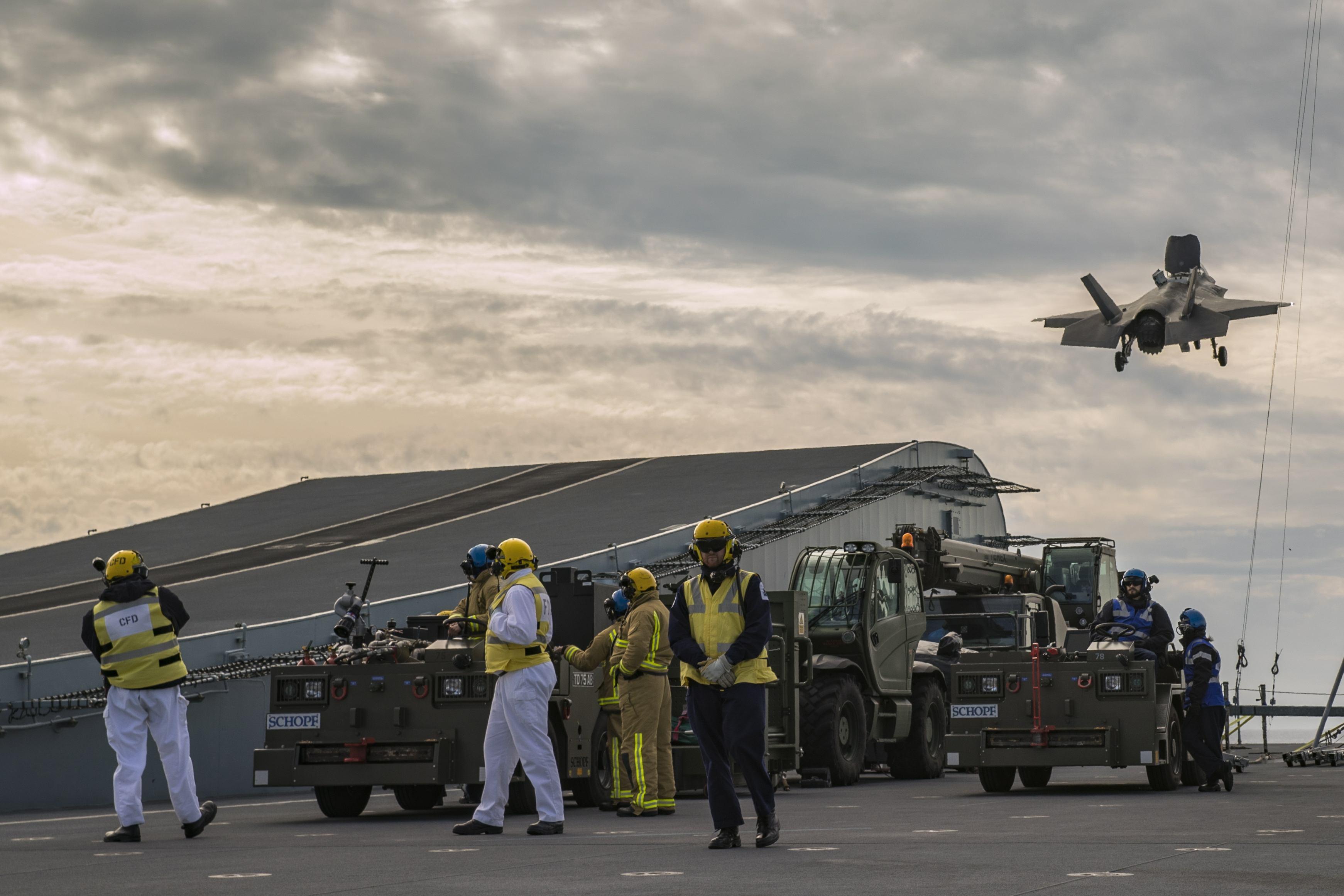 我国航空母舰的诞生，历史沿革与未来展望，中国航空母舰的诞生历程、历史沿革与未来展望
