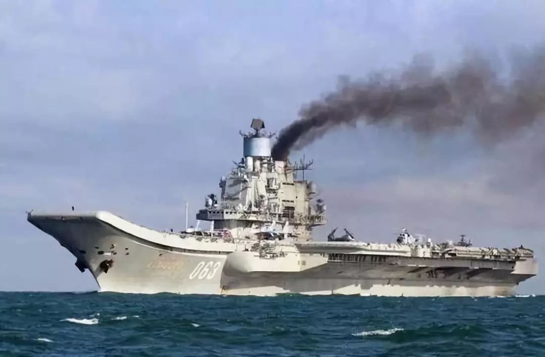 探索中国海军力量的重要篇章,昆明舰的舰长与舰号故事,昆明舰揭秘,中国海军力量的舰长与舰号传奇故事