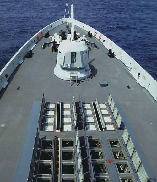 揭秘中国海军新宠,055驱逐舰卓越性能解析,揭秘中国海军新宠,055驱逐舰卓越性能深度解析