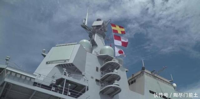 中国海军70周年庆典,国旗与军威的展现,中国海军70周年庆典,国旗飘扬,军威彰显