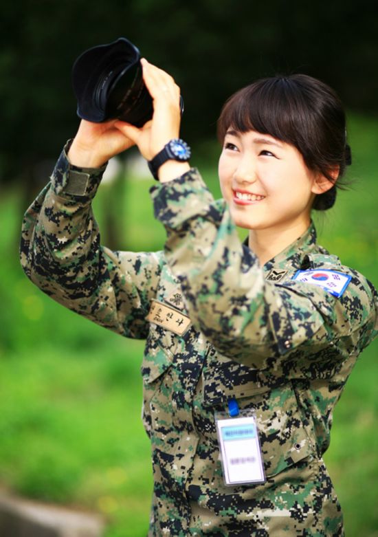 新时代巾帼英雄风采