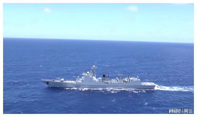 困局中的突破,052型驱逐舰被包围事件深度解析,困局中的突破,052型驱逐舰被包围事件深度解析