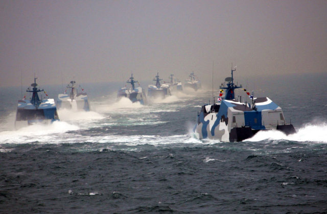 中国海军新一代护卫舰——揭秘中国首艘055型导弹快艇,揭秘中国首艘055型导弹护卫舰,新一代海军力量的象征