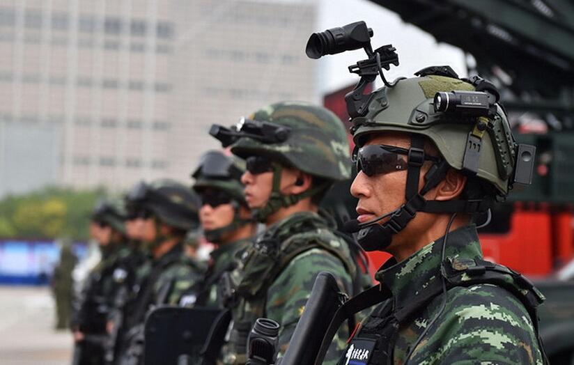 天狼突击队训练视频,揭示特种部队背后的辛勤与荣耀,天狼突击队训练揭秘,特种部队的辛勤与荣耀之路