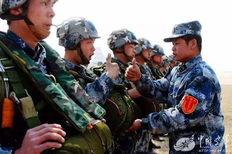 当空降兵有前途吗?探讨空降兵的职业发展与价值,空降兵的职业发展与价值,前景、机遇与挑战