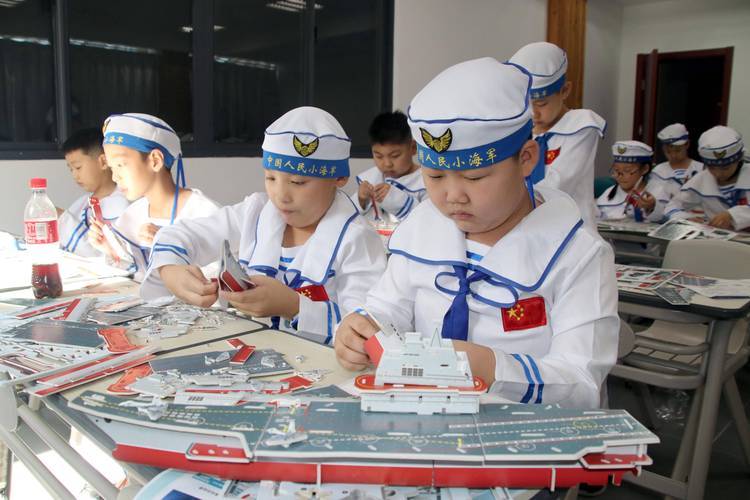 探索学校航空母舰模型教学视频的魅力与挑战,学校航空母舰模型教学视频,魅力与挑战的探索