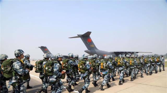 空降兵第15军历任政委及其历史贡献,空降兵第15军历任政委及其历史贡献概览