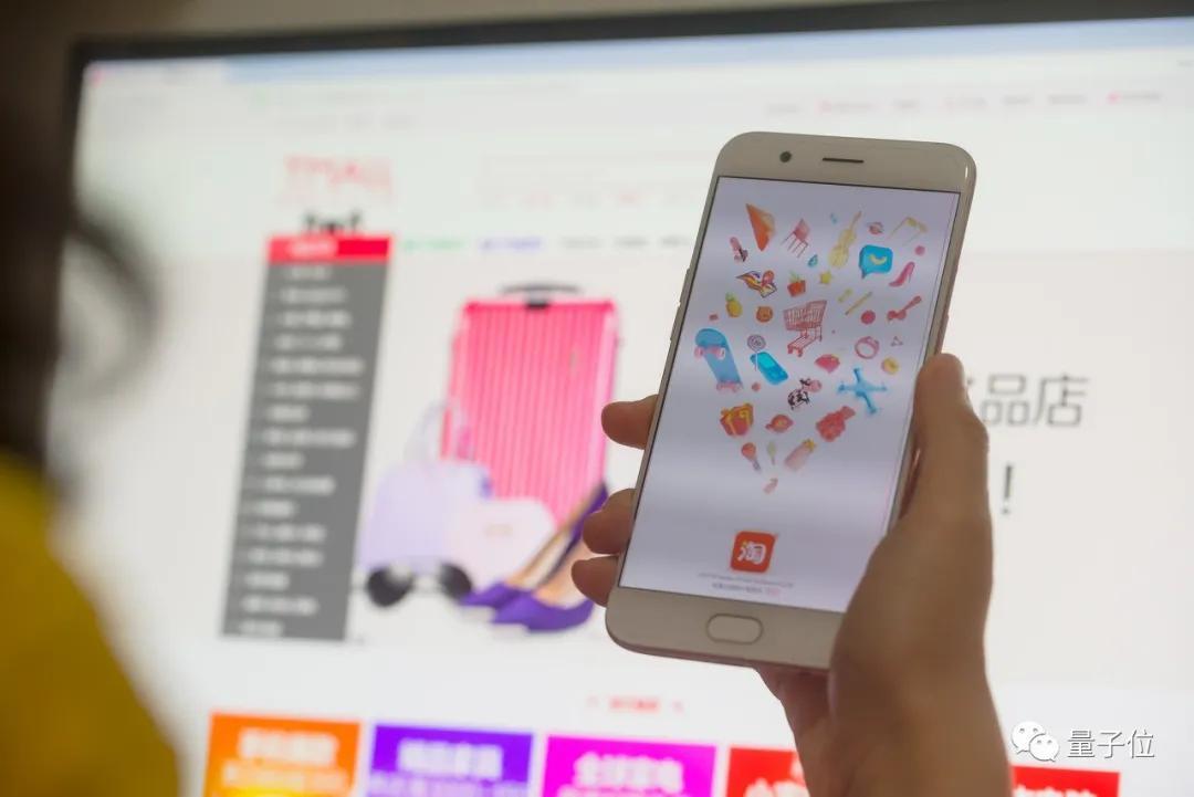 关于谁是2009年国庆阅兵总指挥?的文章,揭秘,谁是2009年国庆阅兵总指挥?