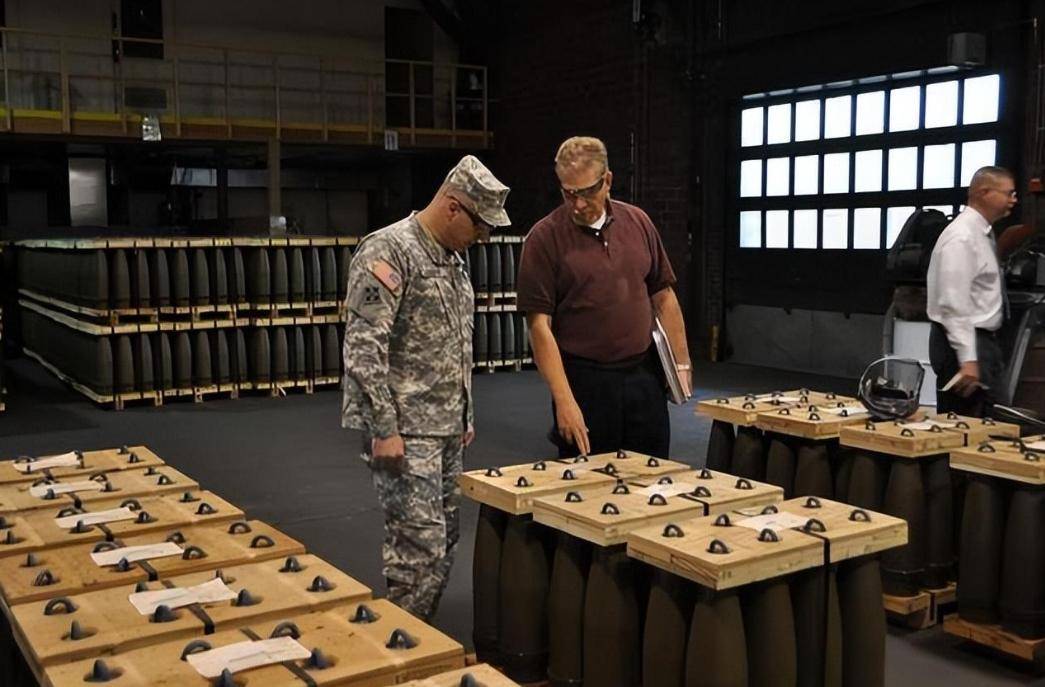 军备竞赛，双刃剑下的挑战与机遇，军备竞赛，双刃剑下的挑战与机遇并存