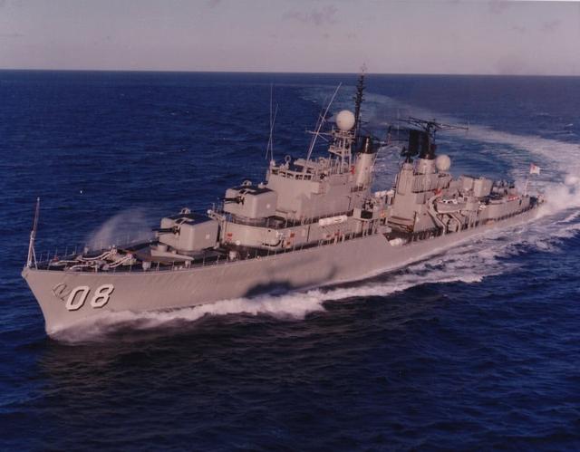 中国海军176舰驱逐舰的简介，中国海军176舰驱逐舰的简介与特点分析