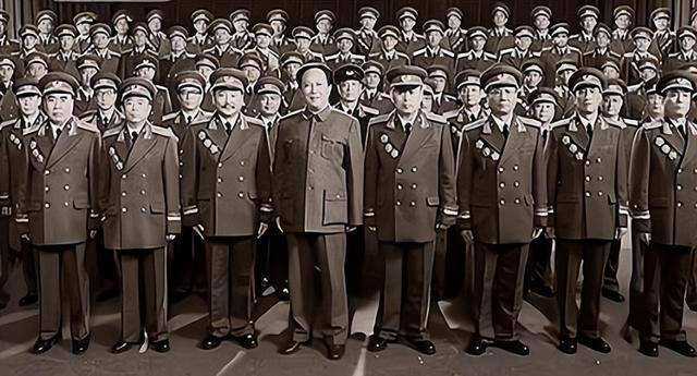 三军一仗队图片，展现荣耀与团结的力量，三军一仗队图片，荣耀与团结的力量展现