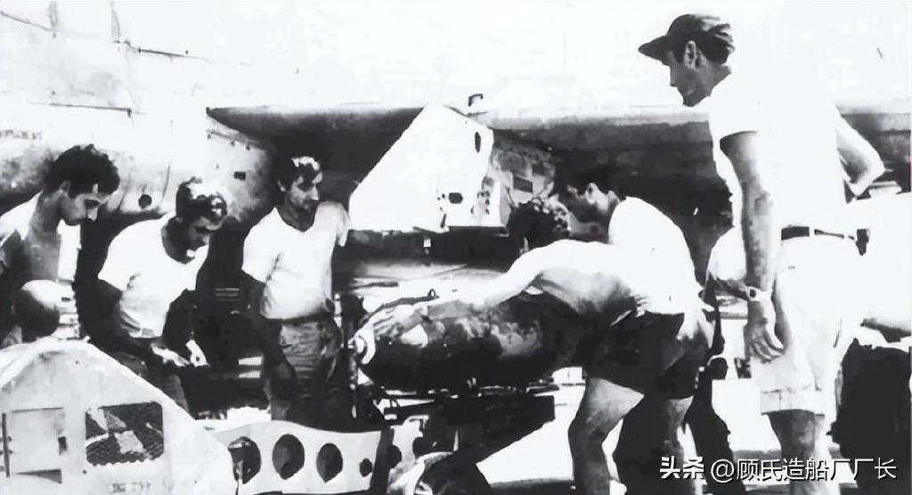 瓦良格号牺牲的希腊船员，英雄之魂，永恒之荣，瓦良格号英雄船员，牺牲之魂，永恒荣耀