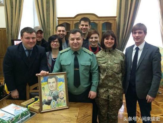 中国著名军事评论专家介绍与照片展示，中国著名军事评论专家介绍及照片展示