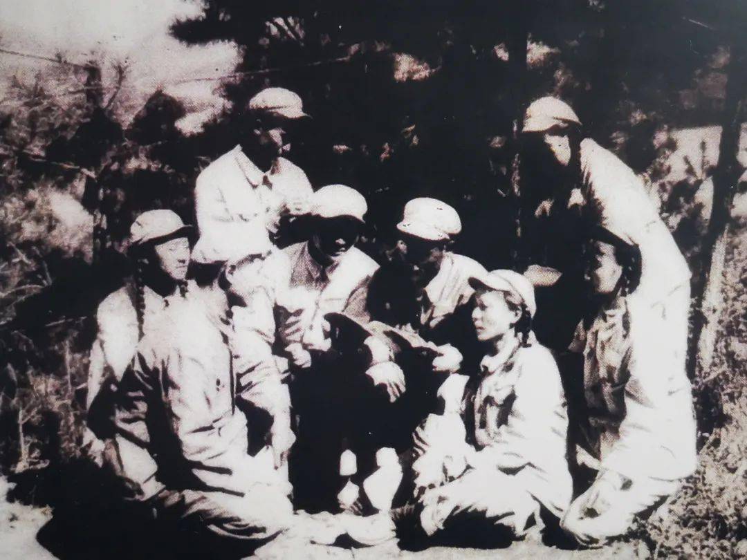 抗美援朝老兵的愿望,铭记历史,传承精神,抗美援朝老兵的愿望,铭记历史,传承英雄精神