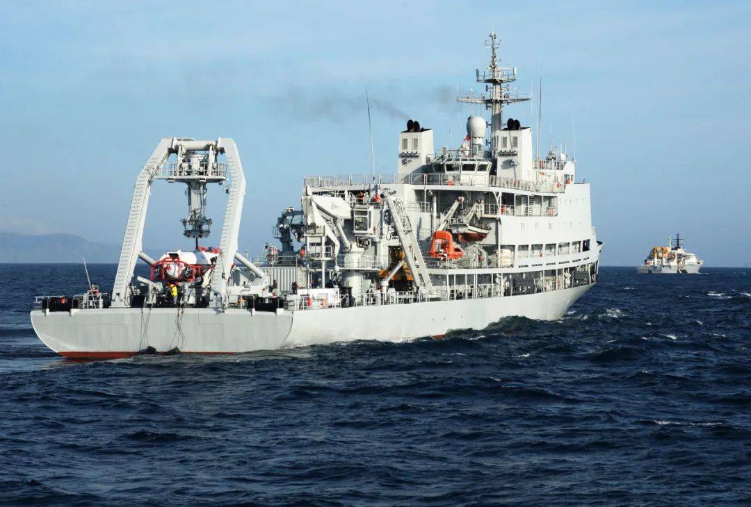 中国潜艇救援舰,守护海洋安全的坚实力量,中国潜艇救援舰,守护海洋安全的强大力量