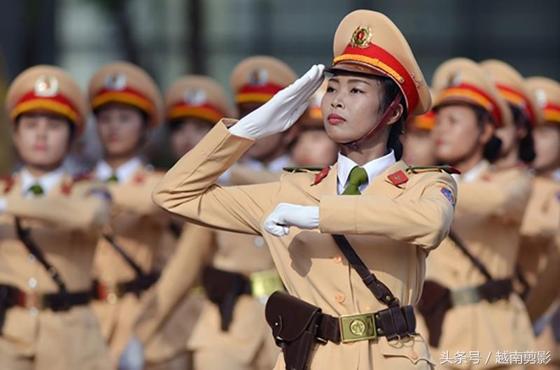 中国女兵在越南视频网站,勇气与力量的展现,中国女兵在越南视频网站的英勇风采,勇气与力量的完美融合