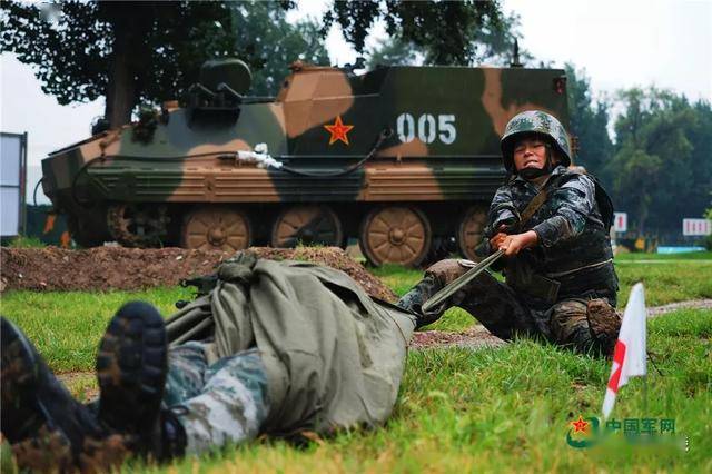 女兵提干的付出,坚韧、毅力与担当,女兵提干的坚韧毅力与担当,付出铸就荣耀