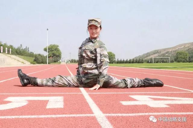 女兵提干的付出,坚韧、毅力与担当,女兵提干的坚韧毅力与担当,付出铸就荣耀