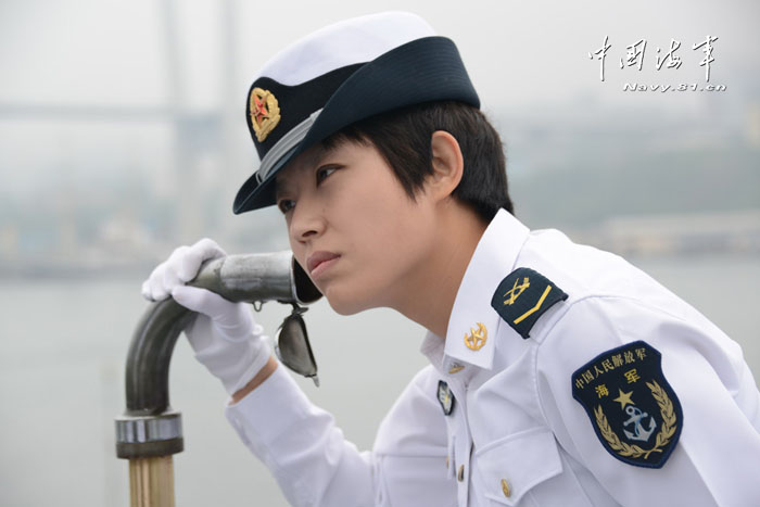 中国人民解放军仪仗队中的女兵与海军图片,荣耀的象征与力量的展现,中国人民解放军仪仗队女兵与海军风采,荣耀与力量的象征