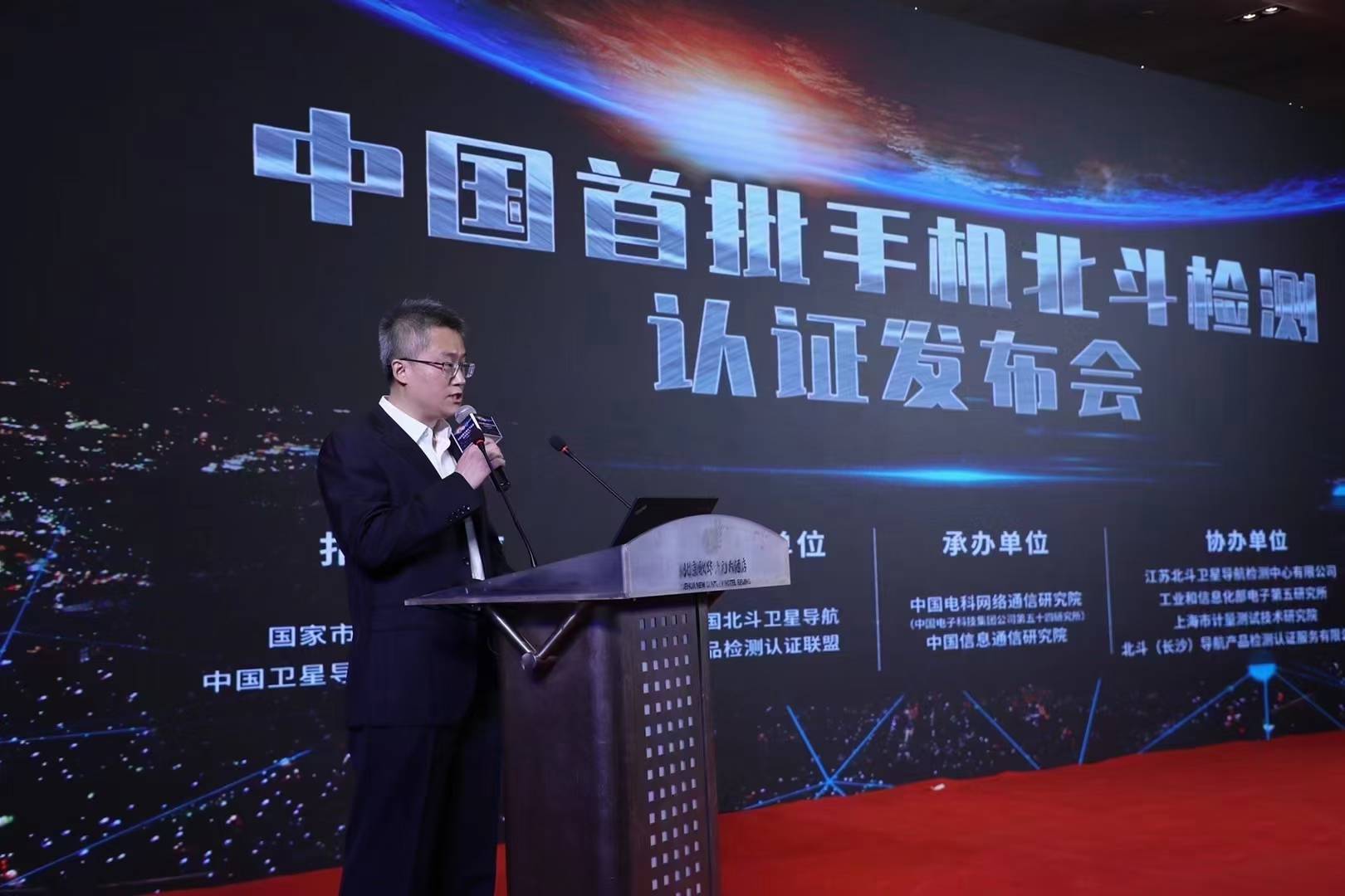 中央新闻13台直播视频,传递实时信息,展现多彩世界,中央新闻13台直播,实时信息传递与多彩世界展现