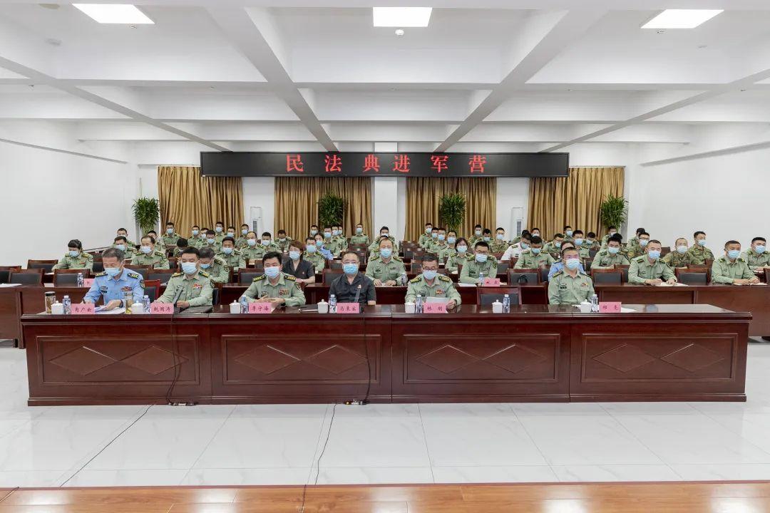 中部战区中医院上班时间及相关服务介绍,中部战区中医院上班时间与服务介绍详解