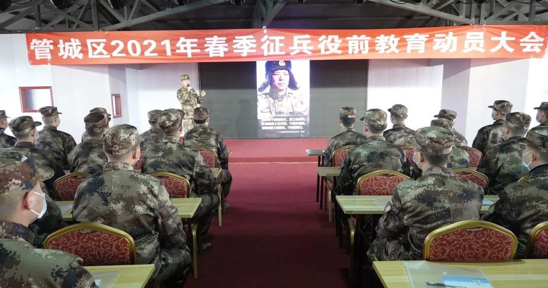 英雄团长祁发宝事迹感想,祁发宝英雄团长事迹感人肺腑,展现真正的军人本色