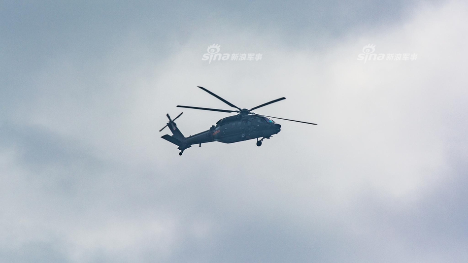 探索Z18直升机,图片展示与性能解析,Z18直升机深度探索,图片展示与性能解析