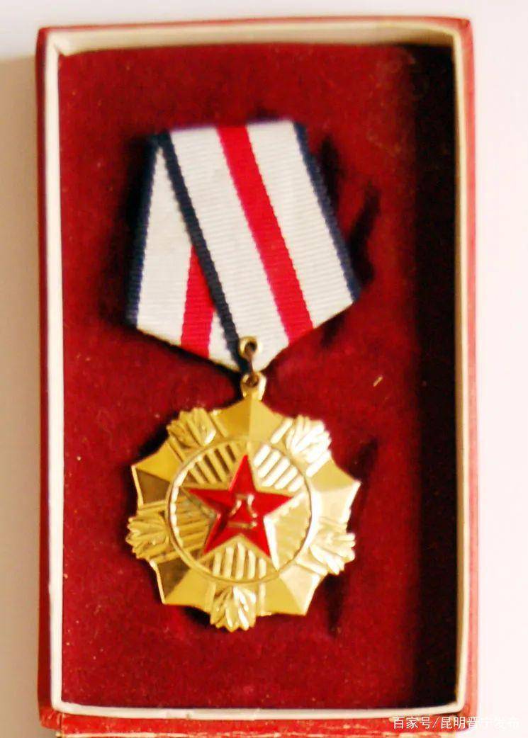 一等功勋章,荣耀与责任的象征,一等功勋章,荣耀与责任的象征