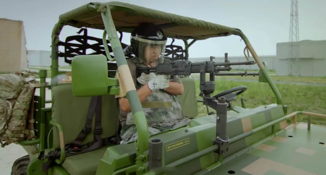 解放军与美制武器,融合与创新的发展之路,解放军融合美制武器,创新之路的探讨