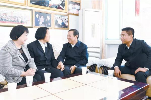 共和国勋章难拿吗?解析其背后的荣誉与挑战,共和国勋章背后的荣誉与挑战,获取难度解析