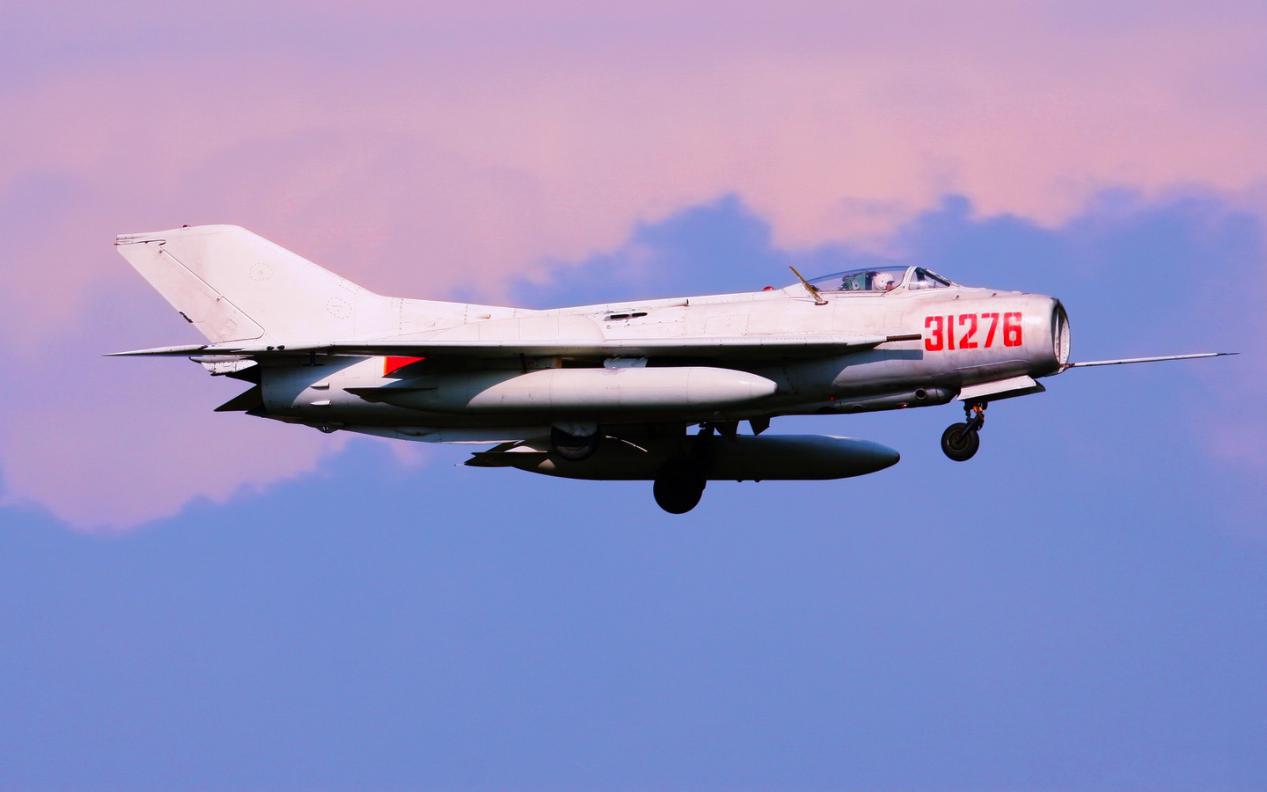 歼6战斗机,历史定位与战斗力的演变,歼6战斗机,历史定位与战斗力演变探究