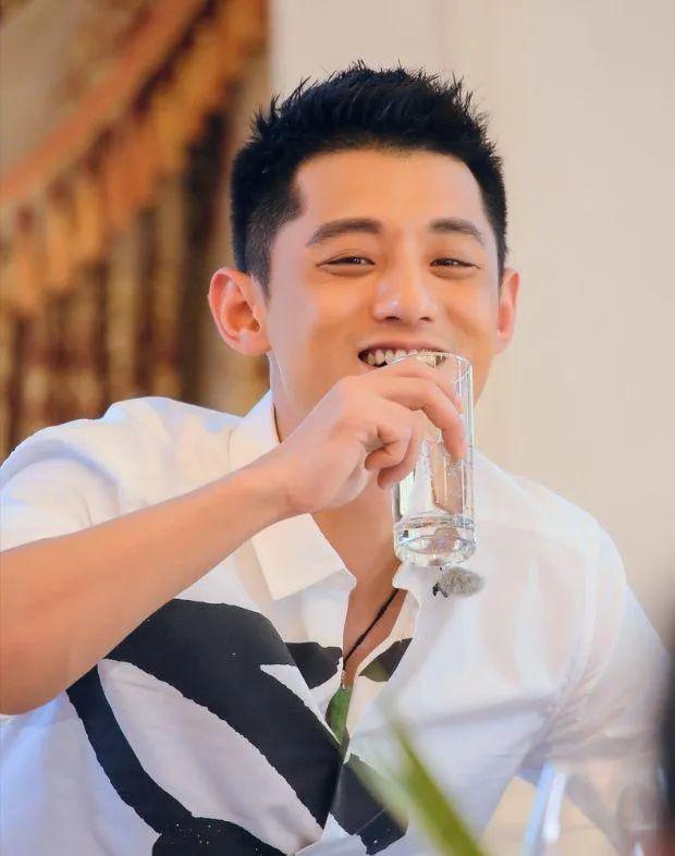 国际时事新闻点评,全球格局的新动态与挑战,全球格局新动态与挑战,国际时事新闻点评